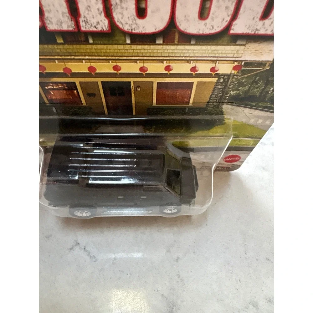 Hot Wheels Premium Pop Culture Old School Van Black Real Riders Metal HXD Mattel